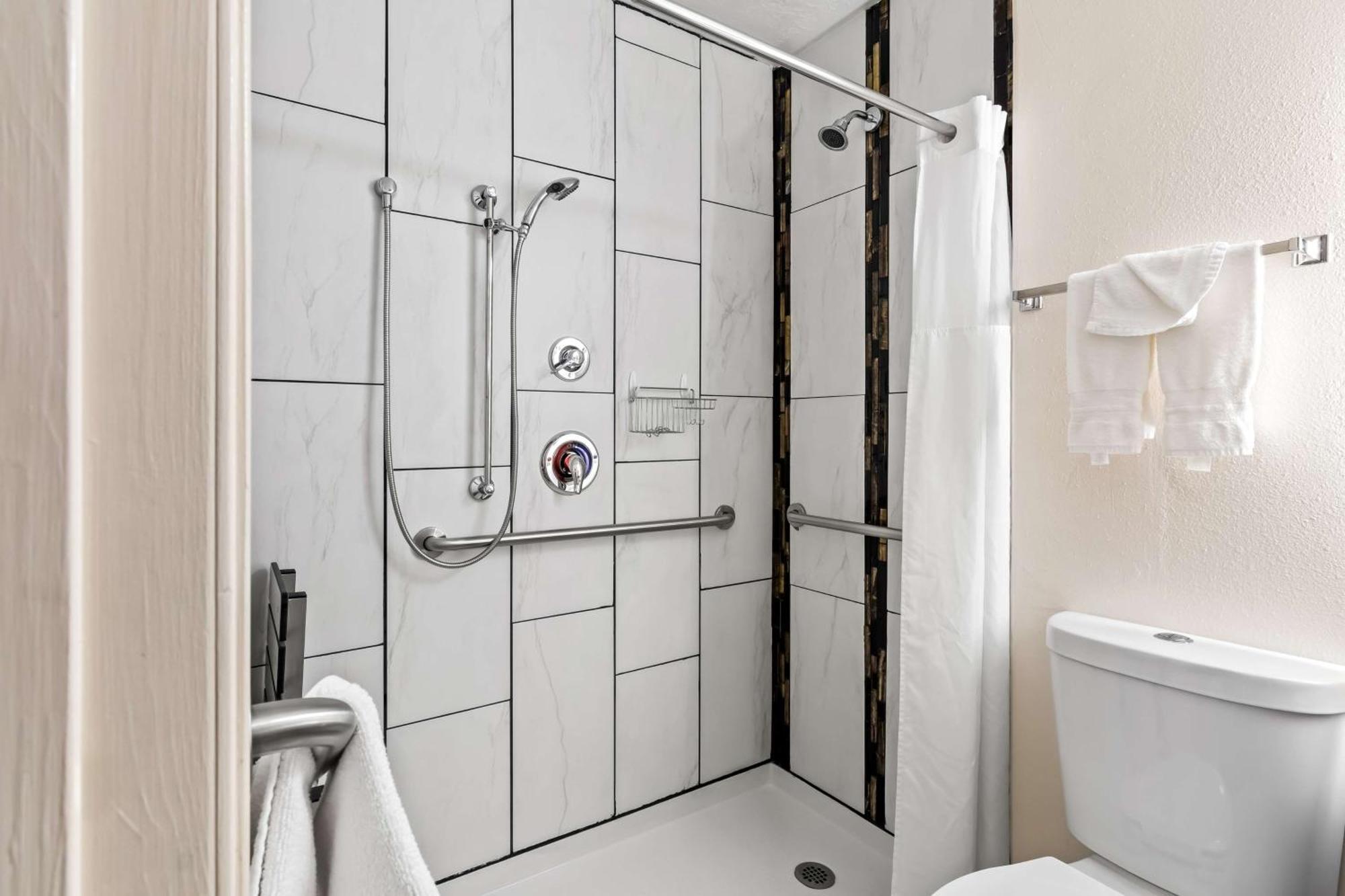 Surestay Hotel By Best Western Duncan מראה חיצוני תמונה